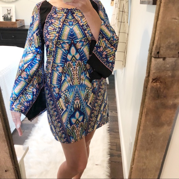 Pink Owl Dresses & Skirts - Pink Owl boho bell sleeves large sexy party dress